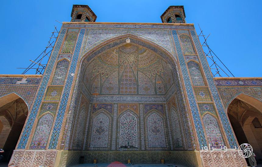 ایوان شمالی مسجد وکیل شیراز